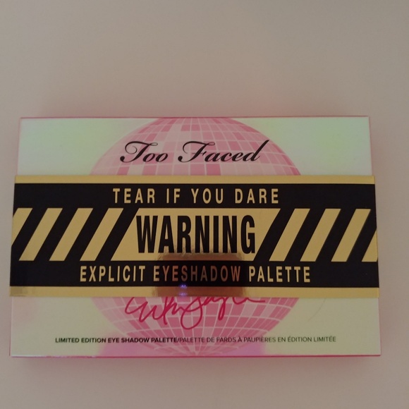 Too Faced Other - ❤NWT Too Faced Pretty Mess Eyeshadow Palette